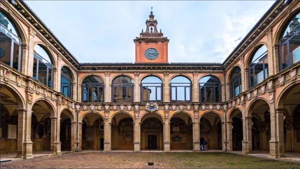 archiginnasio_2 Bologna 1 napos kirándulás